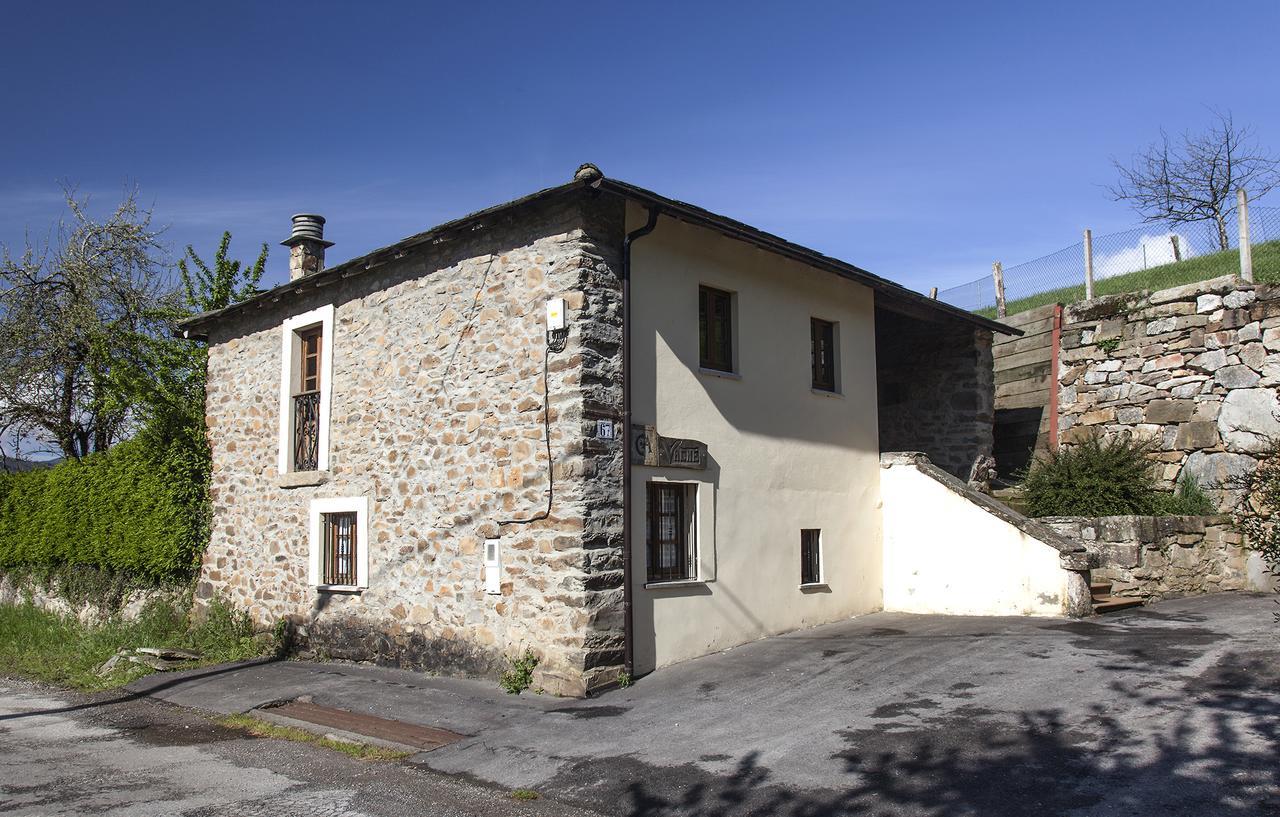 Casa De Aldea Vache Guest House Naraval Exterior photo